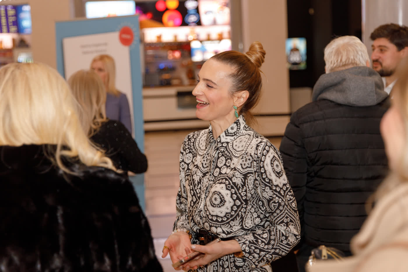 Katerina Angelovska and Dr. Radovan Vitosevic at the Belgrade promotion of Budjenje svesti, January 2023