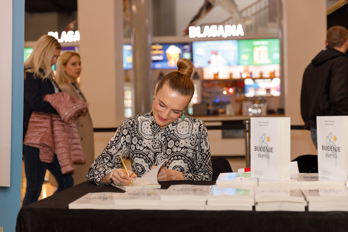 The authors presenting the Serbian edition in Belgrade, January 2023