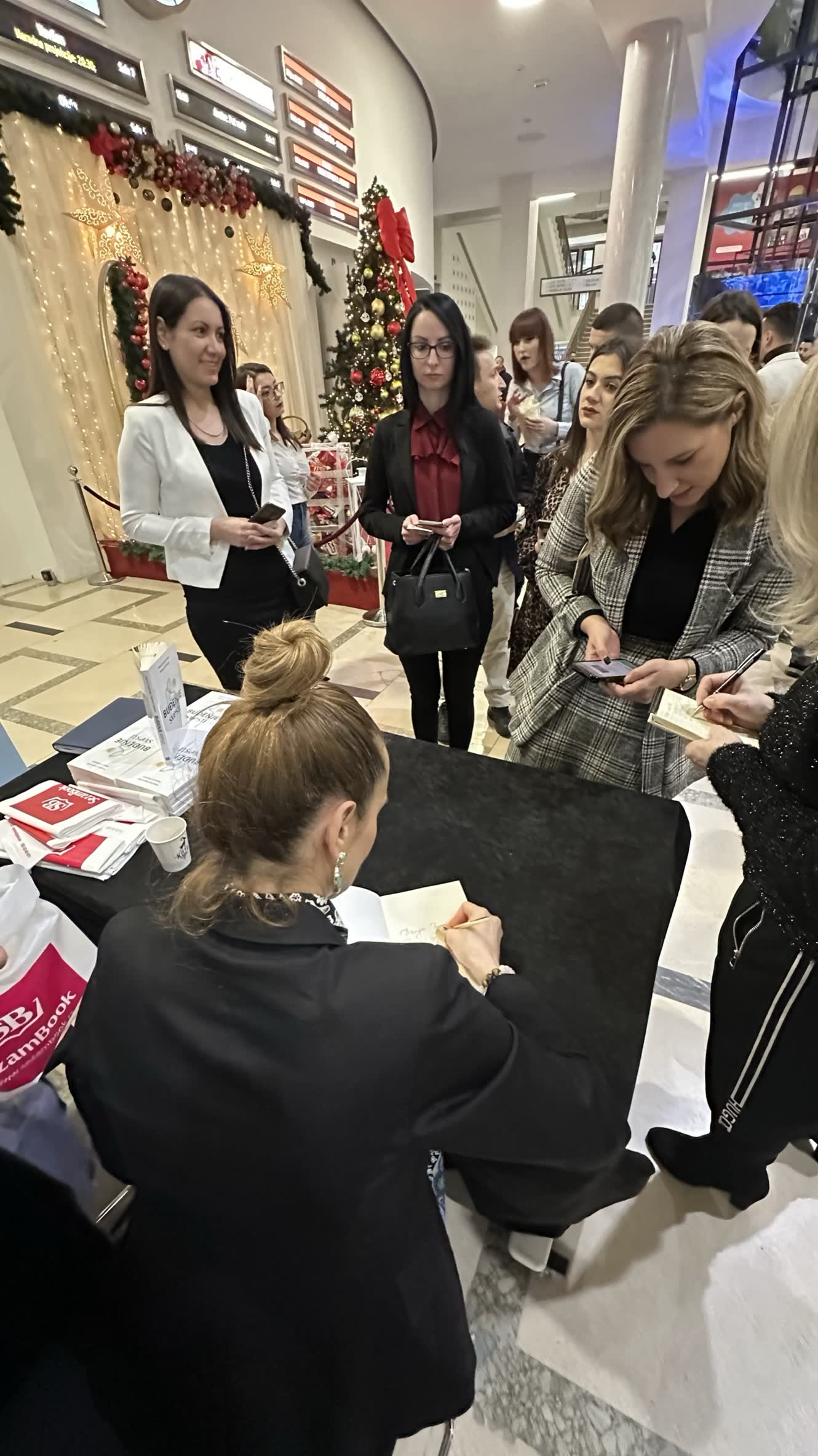 The authors presenting the Serbian edition in Belgrade, January 2023