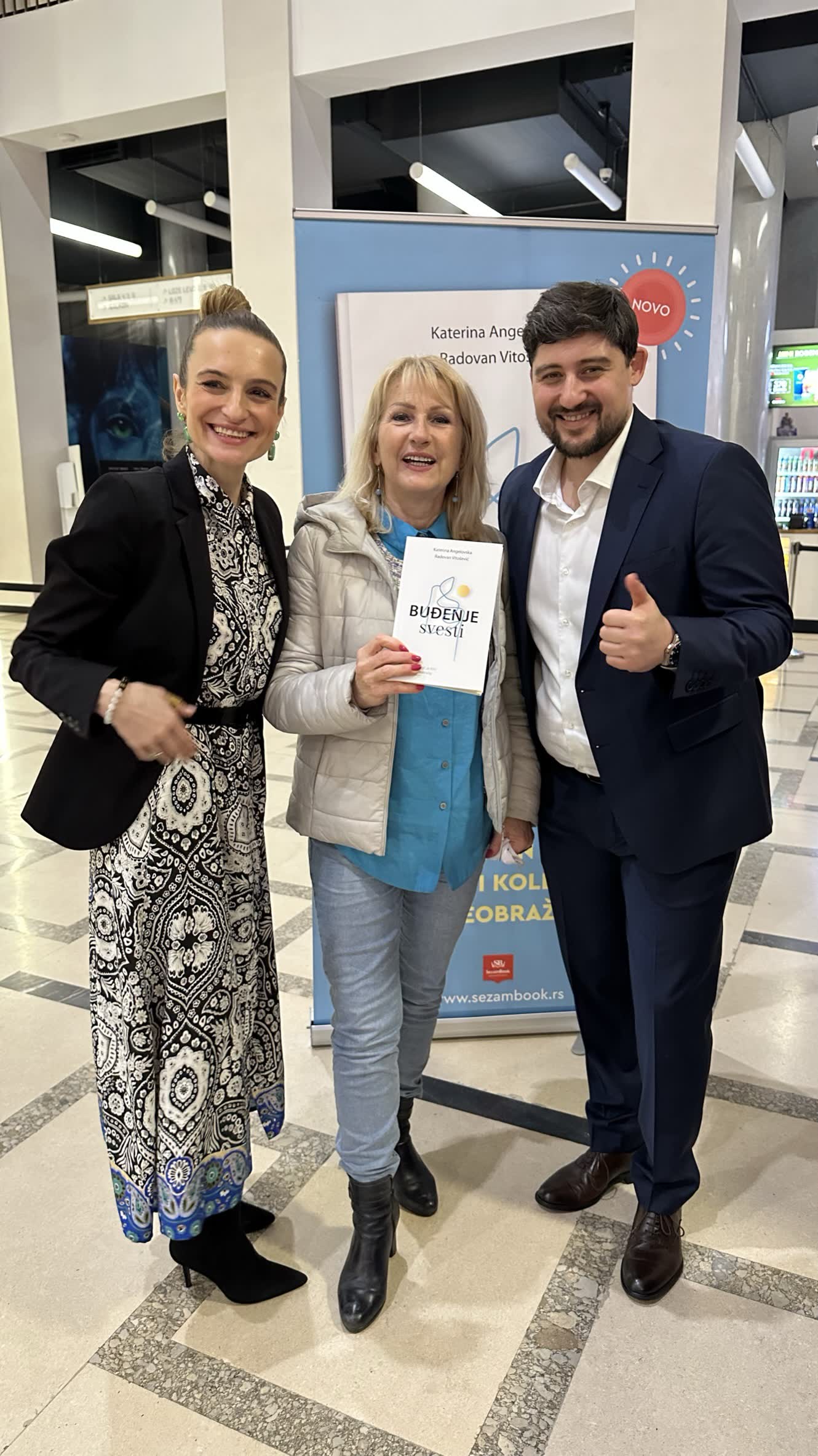 Guests at the Belgrade book promotion of Awakening Consciousness / Budjenje svesti